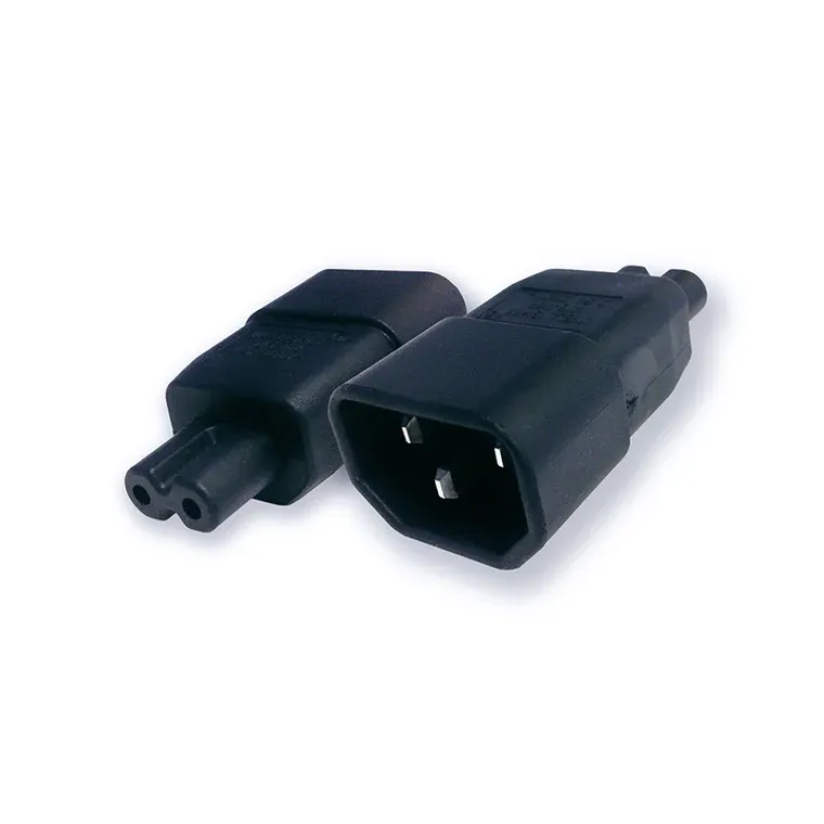 WireWorld Konektor - adapter IEC na C7