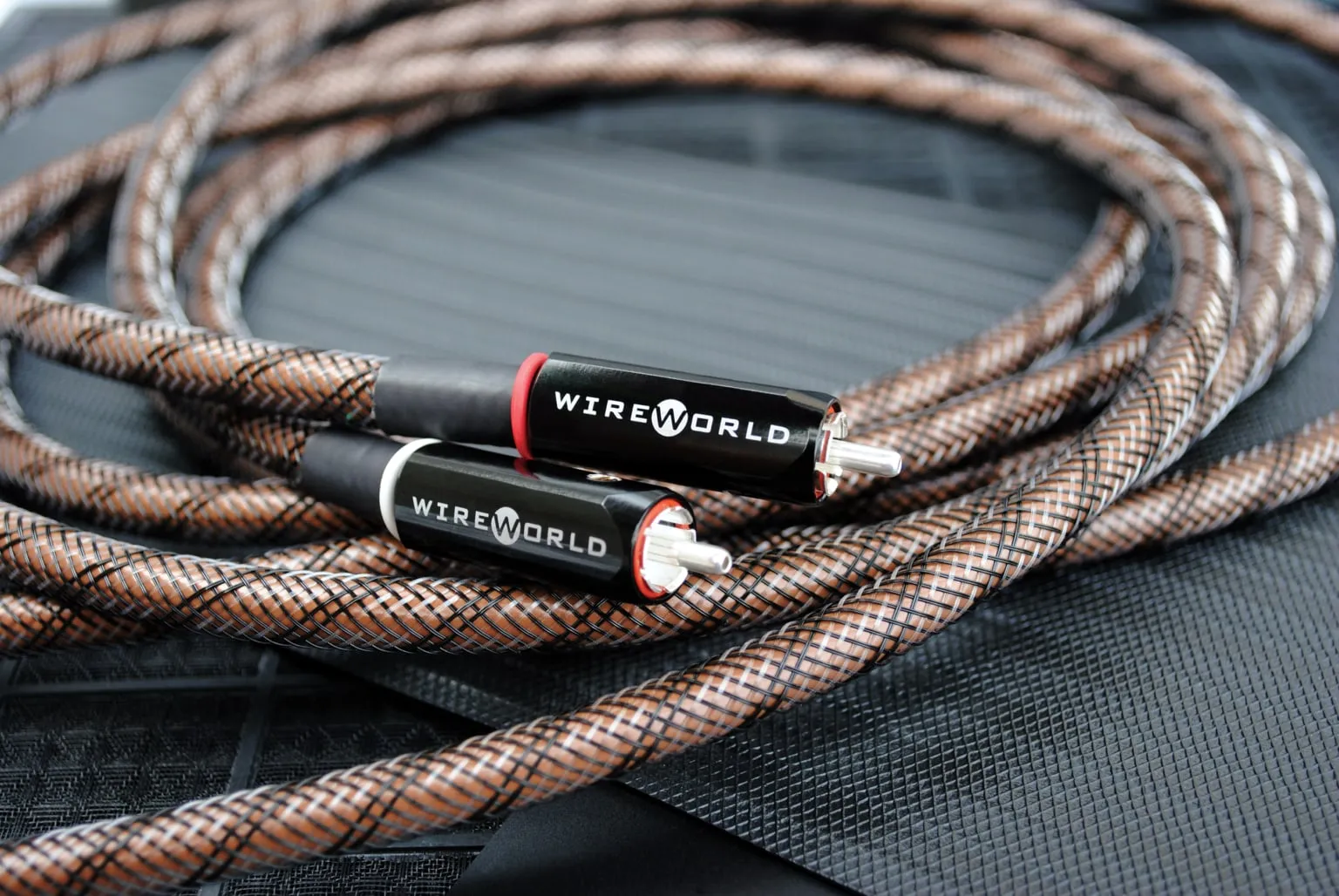 WireWorld Eclipse™ 10 RCA / XLR