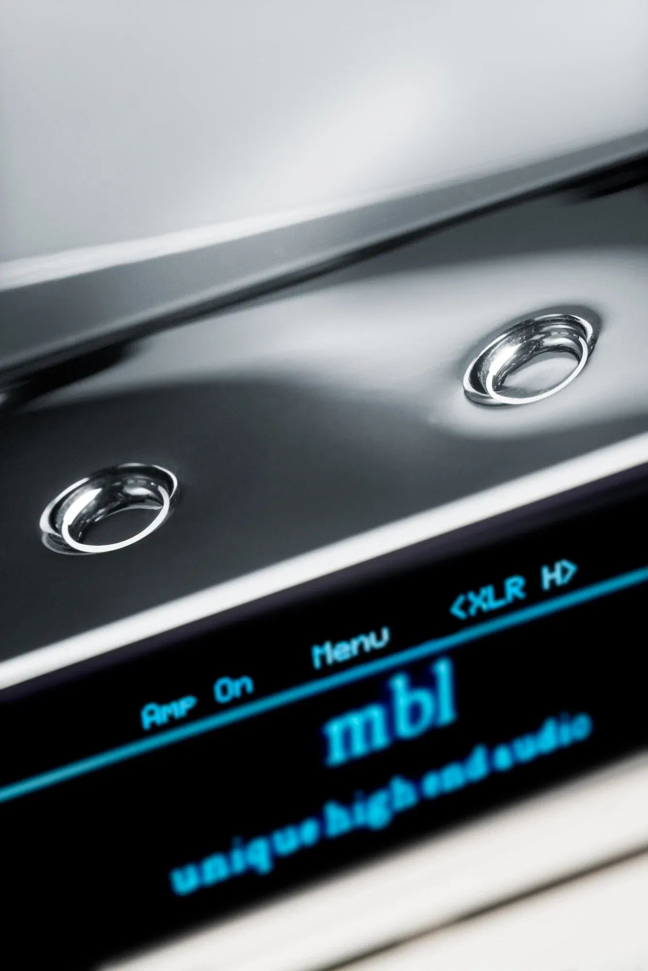MBL Monoblock Amplifier MBL C15, M-Kabl Beograd (4/4)