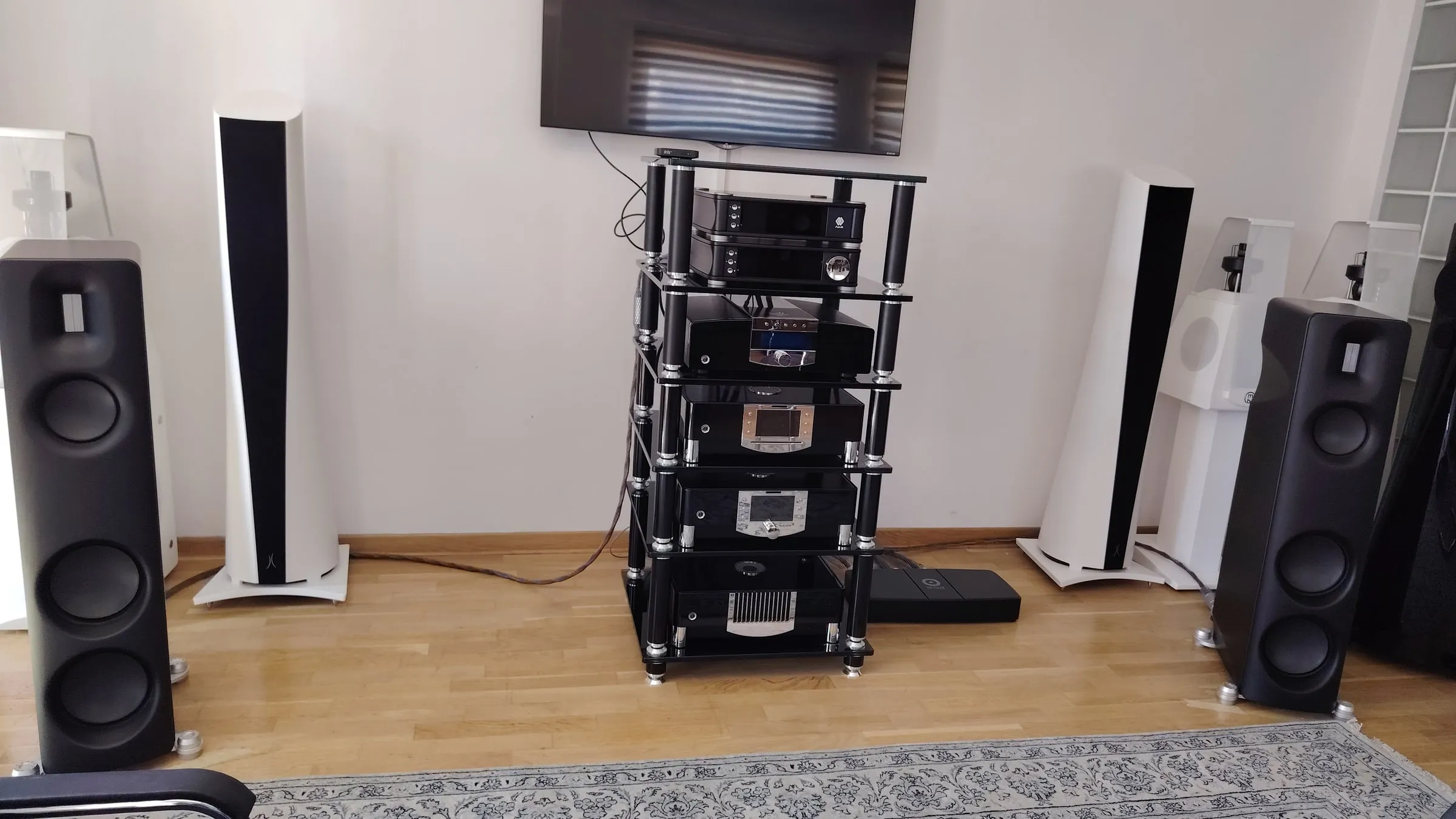 M-Kabl showroom, Novi Beograd (1)