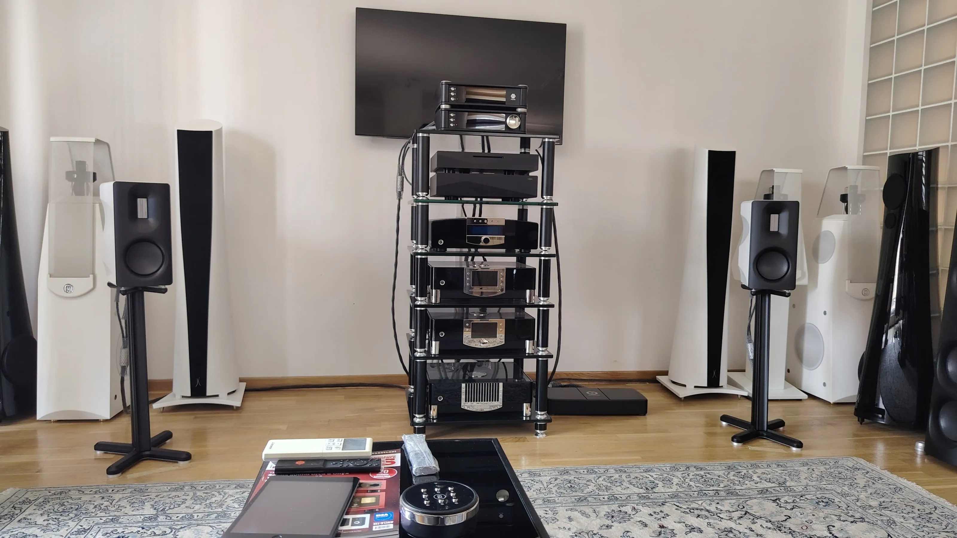 M-Kabl showroom u Novom Beogradu, pogled sa mesta za slušanje